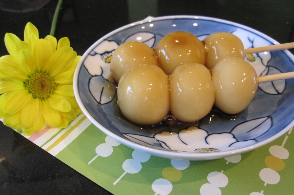 Dango with Vanilla Sauce