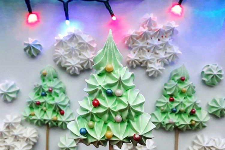Elegant Christmas Trees Meringue at Home - How to Make Recipe