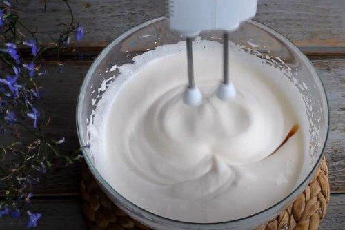 Bizcocho de kéfir con vainilla - receta paso a paso