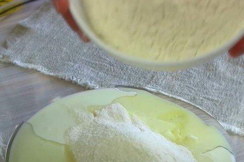 Bizcocho de kéfir sin huevos - receta paso a paso