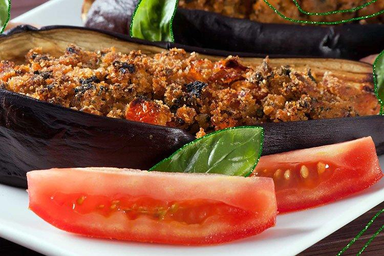 Eggplant with Meat in the Oven - Eggplant Dishes Recipes
