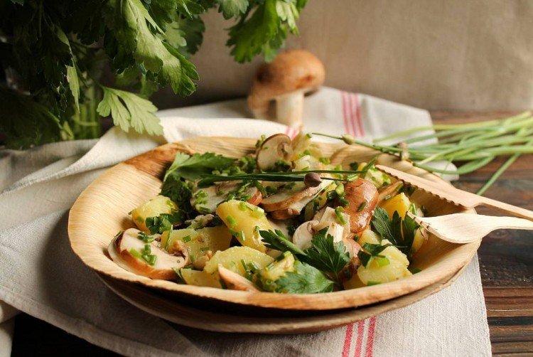 Setas con patatas y huevos - recetas