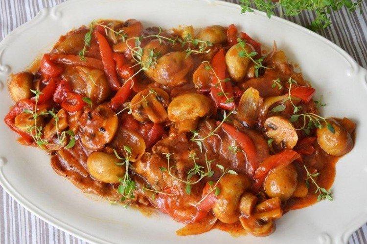 Setas en salsa de tomate picante - recetas