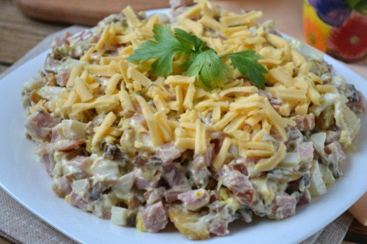 Ensalada con setas y jamón - recetas