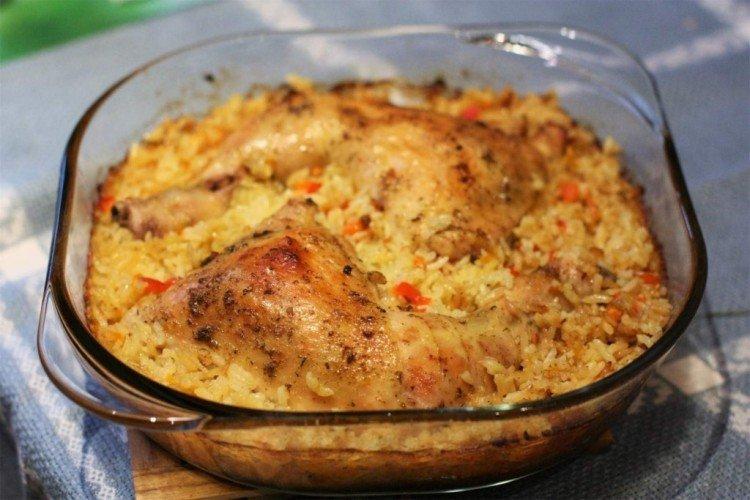 Pollo con arroz al horno - Recetas de platos de arroz