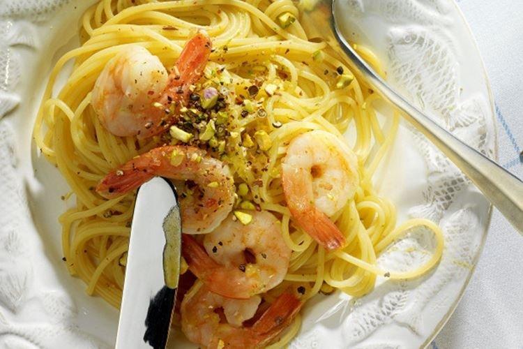 Spaghetti with Shrimp and Pistachios - Recipes
