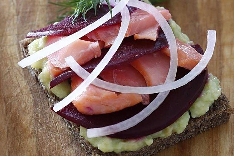Salmon, beetroot, and avocado sandwiches for New Year 2021 - recipes
