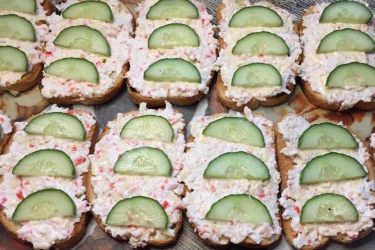 Crab Sandwiches for the Holiday Table - Recipes