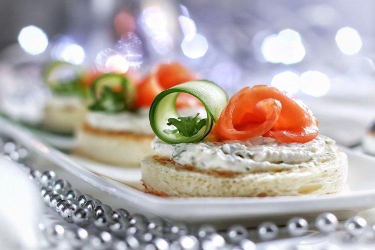 Sandwiches mit Lachs und Eiersalat - Rezepte