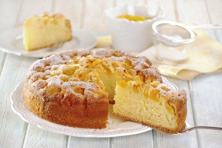 Pastel rápido con kéfir para el té - recetas