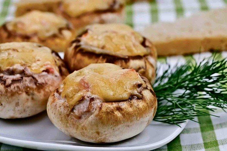 Stuffed Mushrooms with Cheese - What to Feed Guests Recipes
