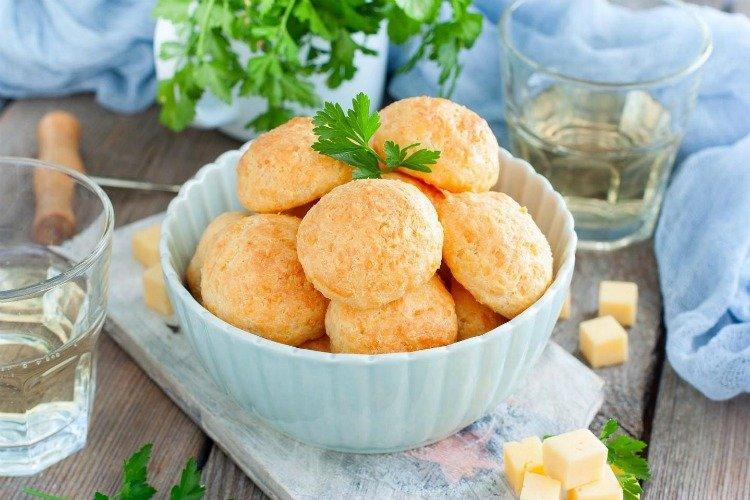 Baked Cheese Balls with Olives - What to Feed Guests Recipes