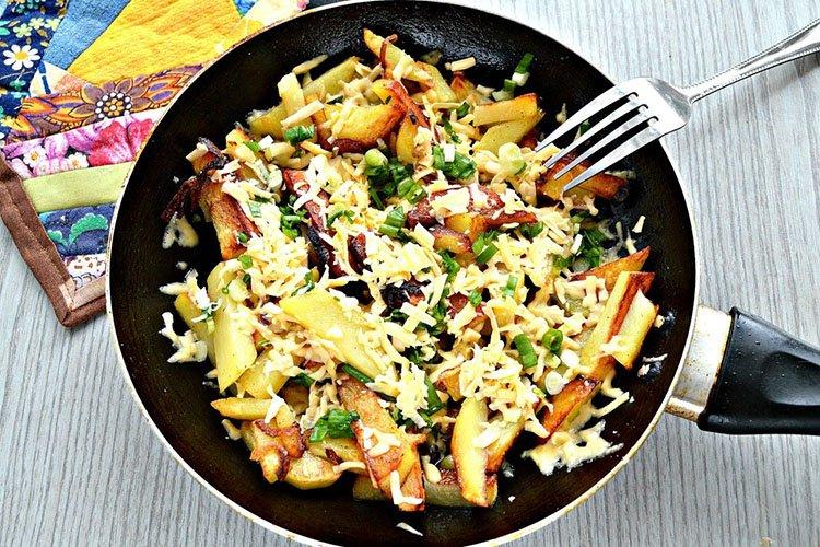 Patatas fritas con carne picada - Qué cocinar con carne picada y patatas recetas