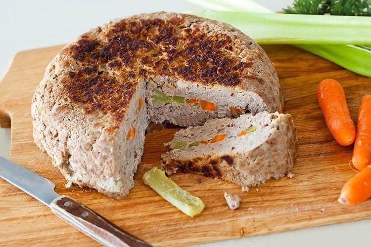 Casserole with Ground Beef Carrots and Celery - Ground Beef Recipes