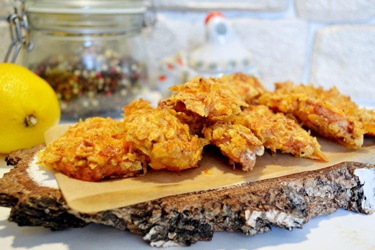 Nuggets de pollo empanados con patatas fritas - Qué cocinar con pechuga de pollo