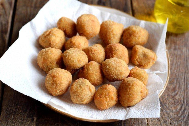 Battered Mushrooms - What to Cook with Mushrooms Recipes