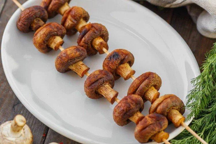 Mushroom Skewers - What to Cook with Mushrooms Recipes