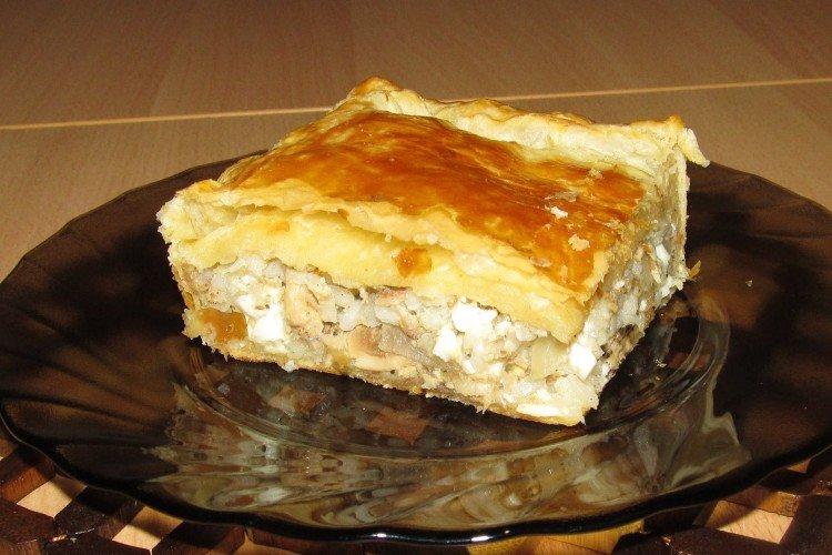 Puff Pastry Fish Pie with Processed Cheese - What to Cook with Puff Yeast Dough