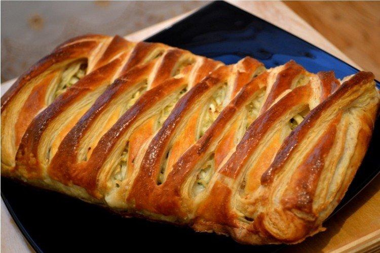 Braided Pie with Rice and Vegetables - Puff Pastry Recipes