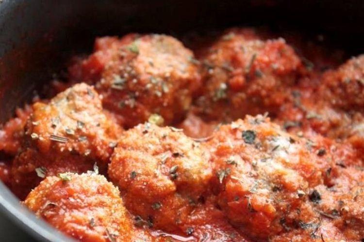 Polpette with Ground Pork in Tomato Sauce - What to Cook with Ground Pork Recipes