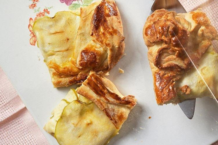 Pie with Cottage Cheese and Apples - What to Cook with Cottage Cheese