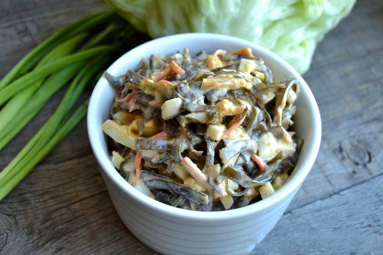 Ensalada sustanciosa de algas marinas - Recetas para la mesa de Año Nuevo