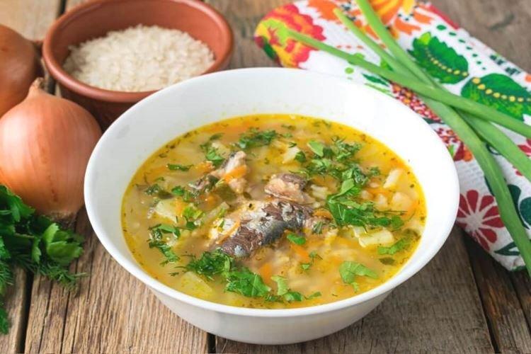 Canned Fish Soup - What to Cook for Lunch Quickly and Deliciously