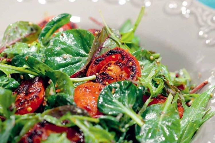 Salad with Fried Tomatoes - What to Cook for Lunch Quickly and Deliciously