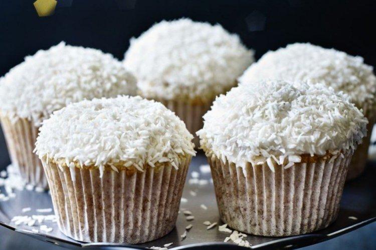 Muffins in Coconut Flakes - Festive Table Recipes