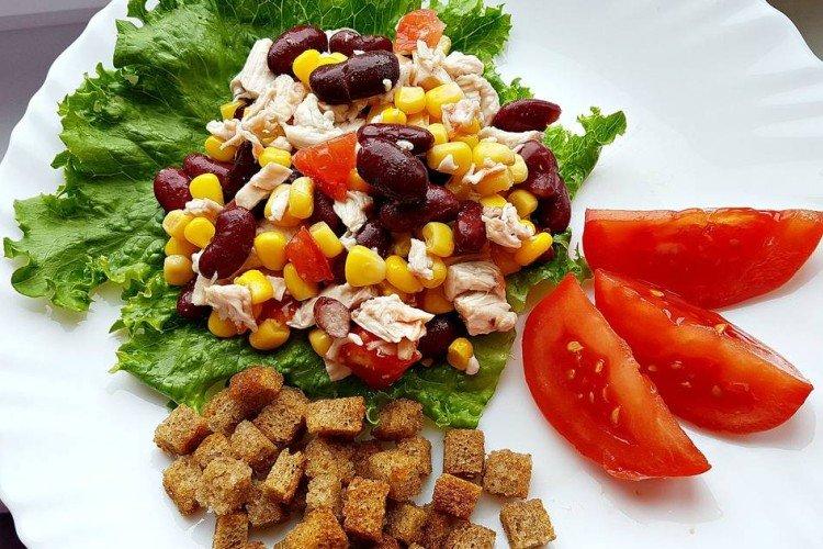 Mexican-Style Salad - Festive Table Recipes