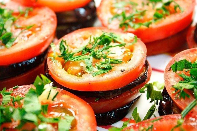 Eggplant with Tomatoes - What to Cook for Dinner Quickly and Deliciously