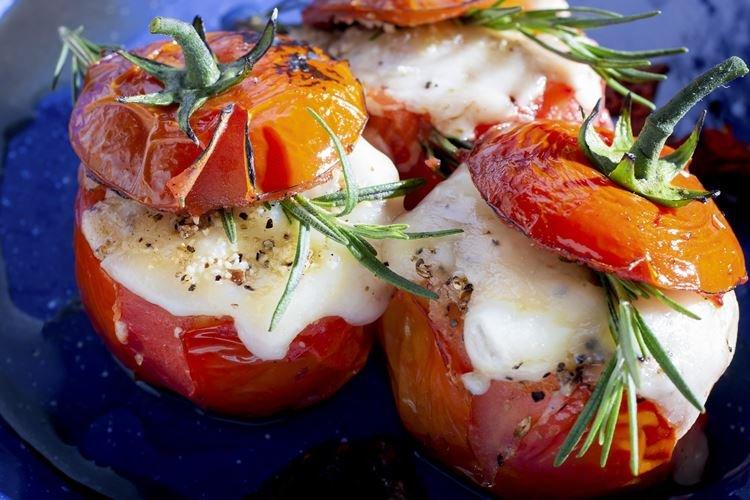 Stuffed Tomatoes - What to Cook for Breakfast Quickly and Deliciously