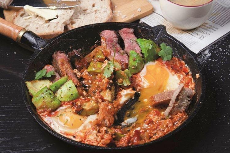 Hearty Breakfast with Beef Steak - What to Cook for Breakfast Quickly and Deliciously