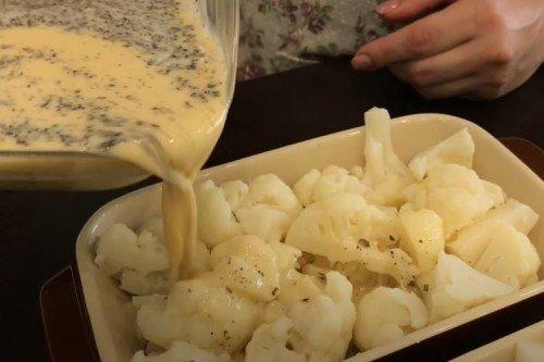 Cauliflower with Herbs and Cheese in the Oven - Step-by-Step Recipe