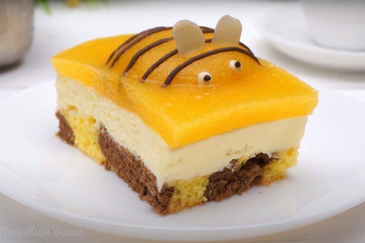 DIY Kids' Bees Cake - Step-by-Step Recipe with Photos