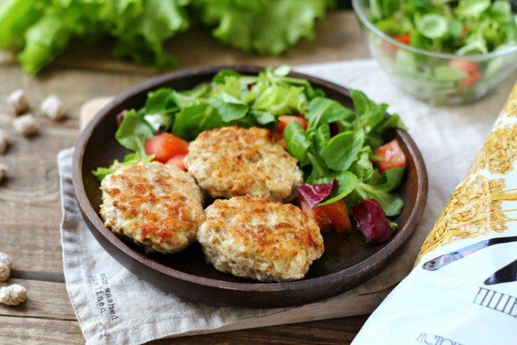 Chicken Patties with Bran - Dietary Dishes Recipes