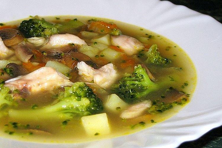 Diät-Suppe mit Kohl und Meeresfrüchten - Rezepte