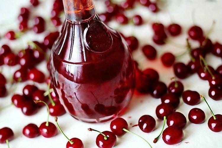 Homemade Cherry Wine without Pits - How to Make Recipe