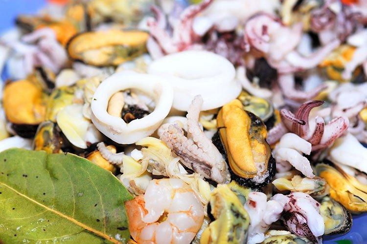Ensalada de mariscos caliente