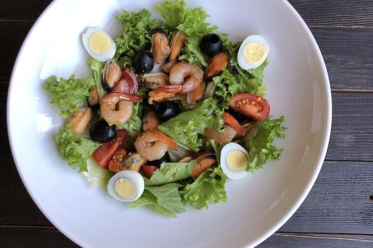 Ensalada ligera de mariscos «Magia»