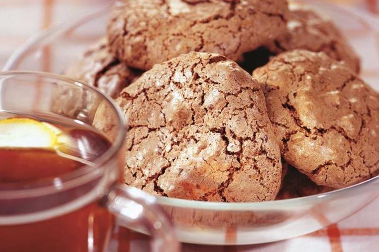 Galletas de chocolate con claras de huevo