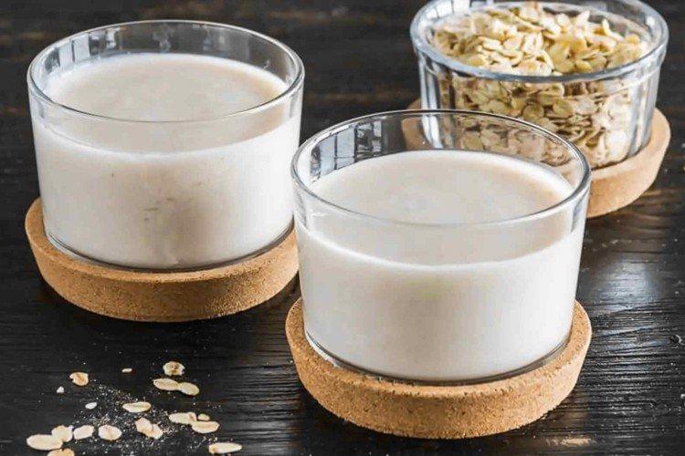 Kisel de avena con copos de avena 