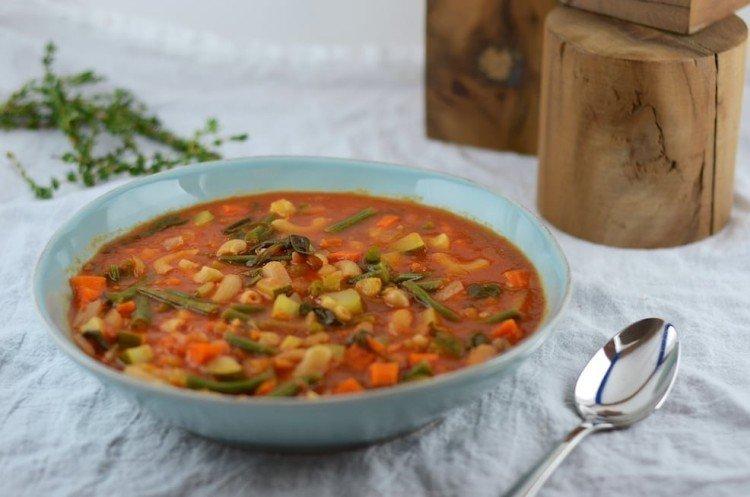 Sopa minestrone de Cuaresma