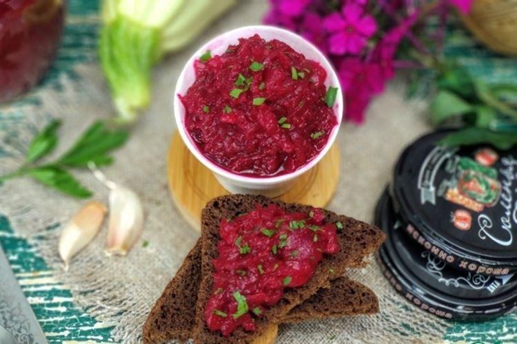 Ensalada de remolacha cocida y calabacín