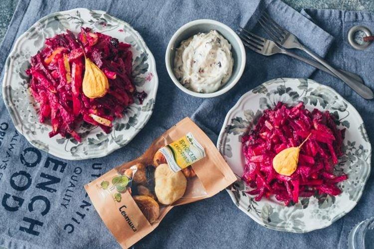 Ensalada de remolacha con frutos secos y rábano picante