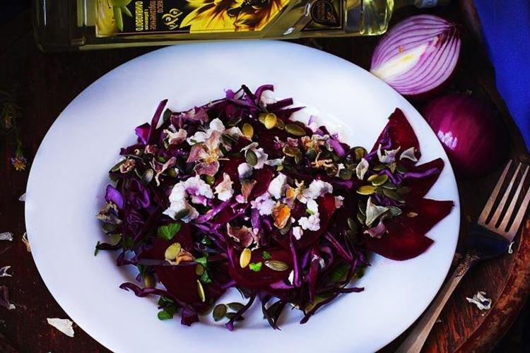 Ensalada de remolacha cocida y col lombarda