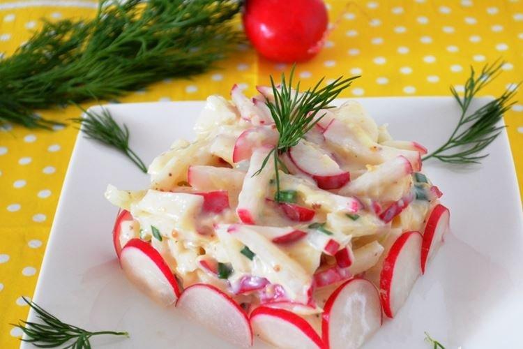 Apple and Radish Salad