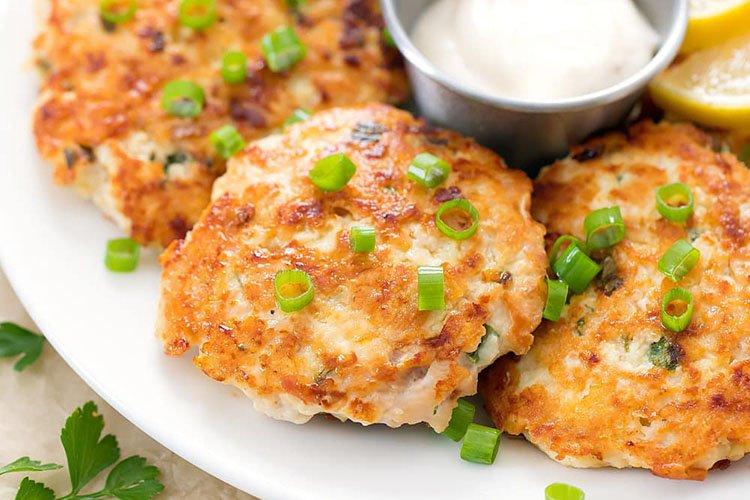 Chicken Cutlets with Sour Cream and Semolina