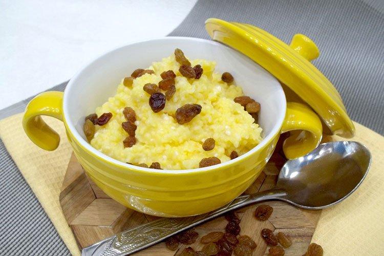 Corn Porridge with Milk and Millet