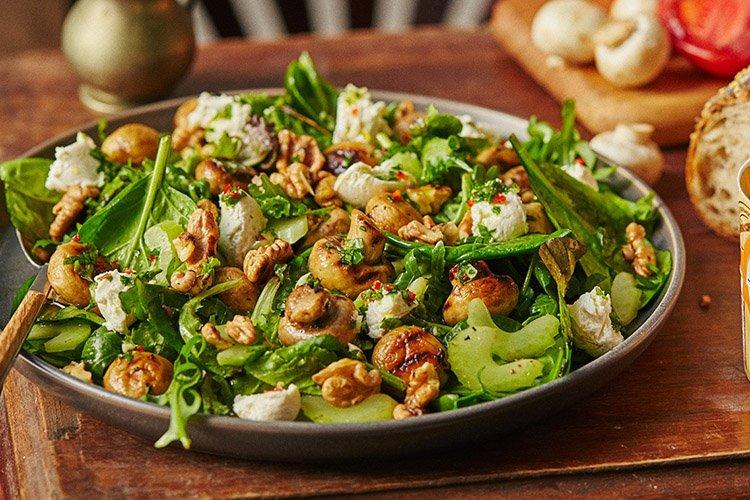 Pilzsalat mit Sellerie